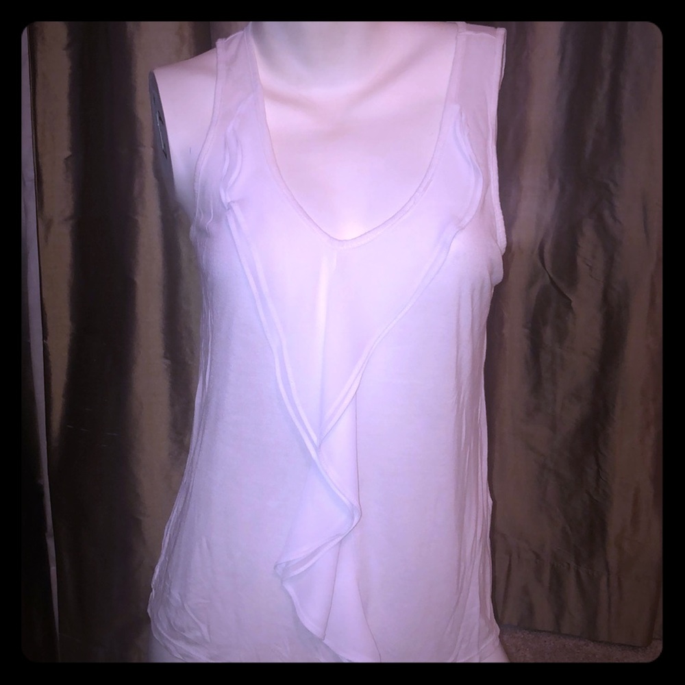 Forever 21 White sleeveless shirt